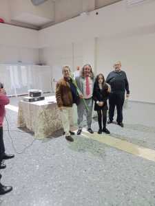 d8f63a4e 1981 4559 ae3a d7c00dcbd311