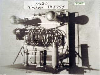 Emisor_Mesney_1934_low.jpg